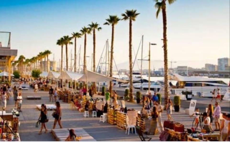 Malaga Center Beach Экстерьер фото